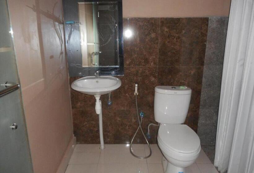 חדר סטנדרט לשלושה, Suci Amerta Guest House