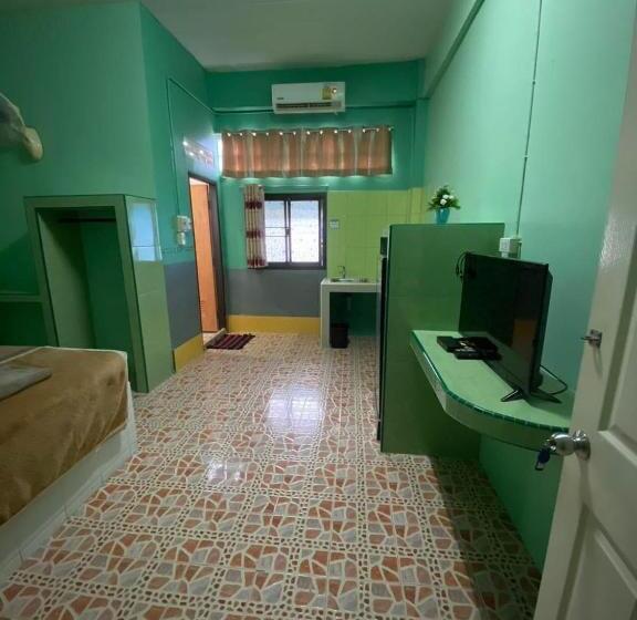 Appartement met 1 Slaapkamer, นานา อพาร์ทเม้นท์ นราธิวาส