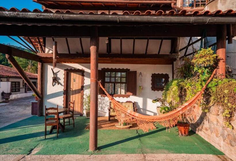 스탠다드 방갈로, Alameda Galu