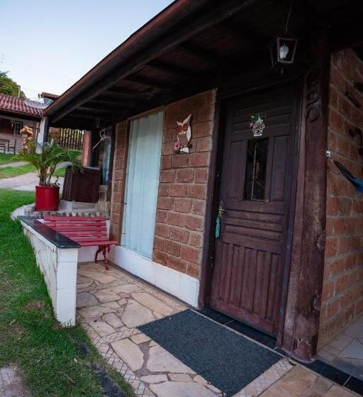 스탠다드 방갈로, Alameda Galu