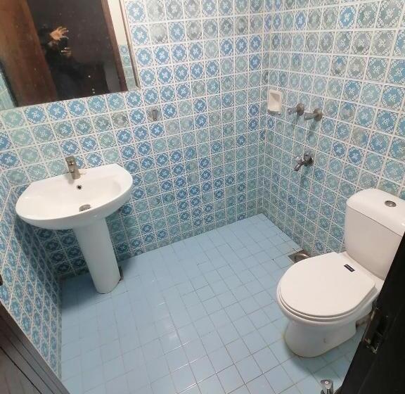 اتاق لوکس, Vorano Guest House