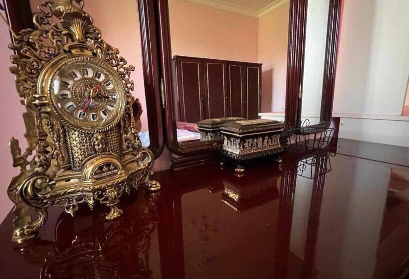 اتاق استاندارد سه نفره, G I O