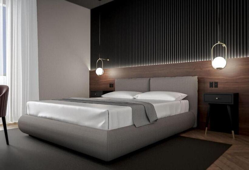 标准间, Namia By Dori