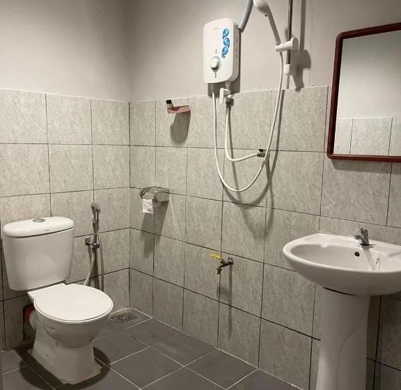 غرفة قياسية سرير كينج, Putra Sentosa Retreat Camp, Sematan