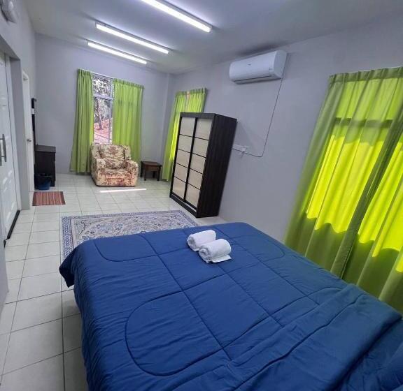 家庭间, Putra Sentosa Retreat Camp, Sematan