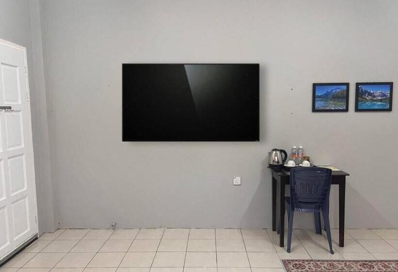 家庭间, Putra Sentosa Retreat Camp, Sematan