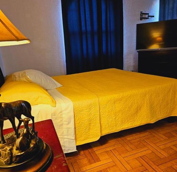 スタンダードルーム, Hostal Montesol