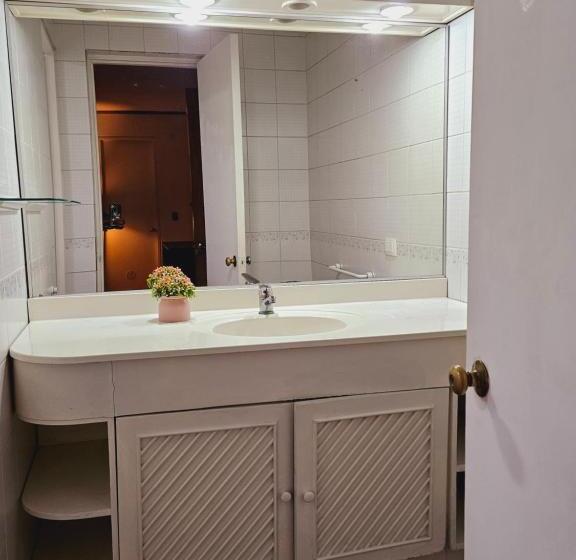 キングサイズベッドのデラックスルーム, Hostal Montesol