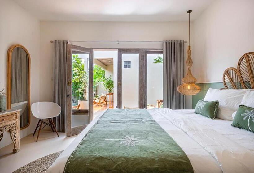 חדר סטנדרט נוף לבריכה, Riyuri Guesthouse