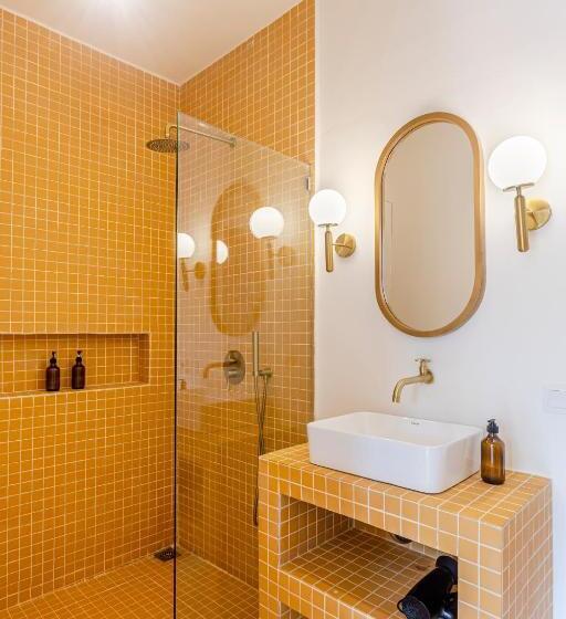 Номер Стандарт Вид на Бассейн, Riyuri Guesthouse