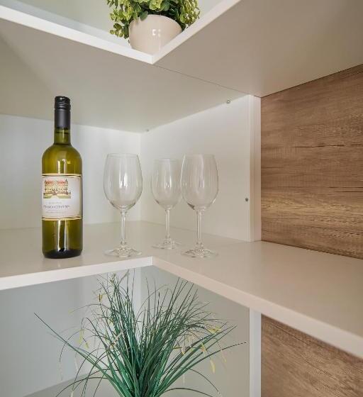 스탠다드 룸 공동 욕실, Stodolní Apartment