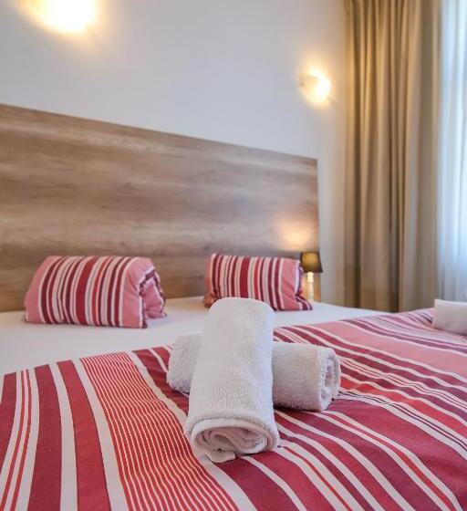 חדר משפחתי חדר אמבטיה משותף, Stodolní Apartment