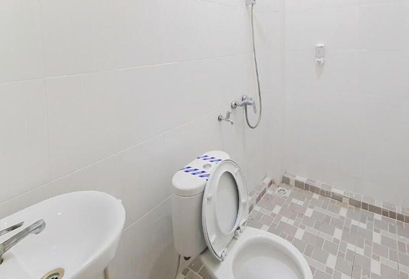 חדר דלוקס, Rose Hotel Bangkalan