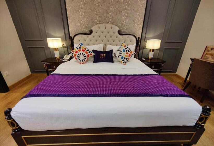 اتاق لوکس, Rt Grace Royal Taj Hotel Sukkur