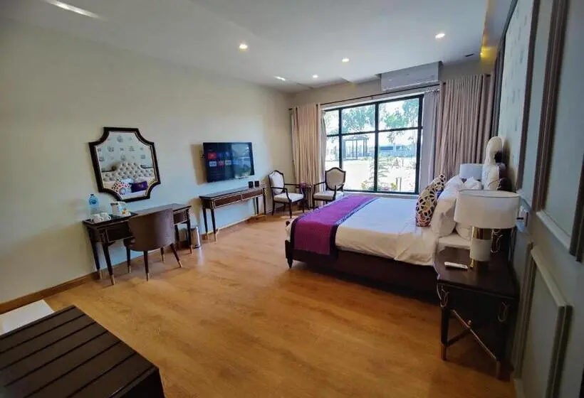 سوییت اجرایی, Rt Grace Royal Taj Hotel Sukkur
