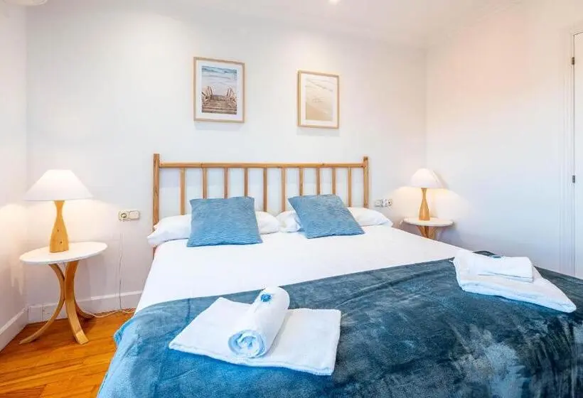 Deluxe Kolmen Hengen Huone Merinäkymä, Bista Eder Hotel & Lodge