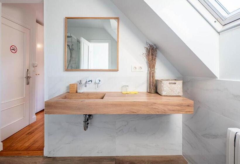 חדר דלוקס, Bista Eder Hotel & Lodge