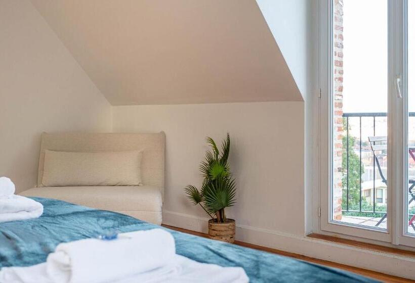 オーシャンビューのデラックストリプルルーム, Bista Eder Hotel & Lodge