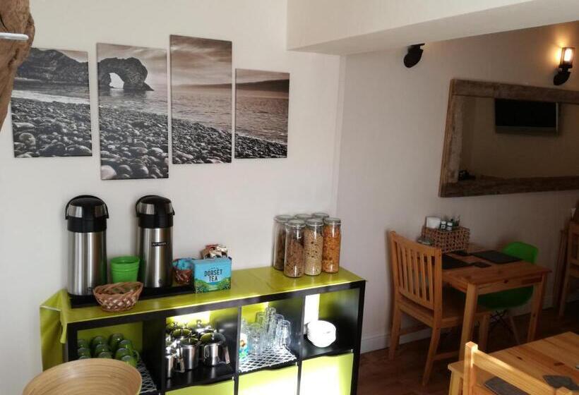 חדר משפחתי, Driftwood B&b Weymouth