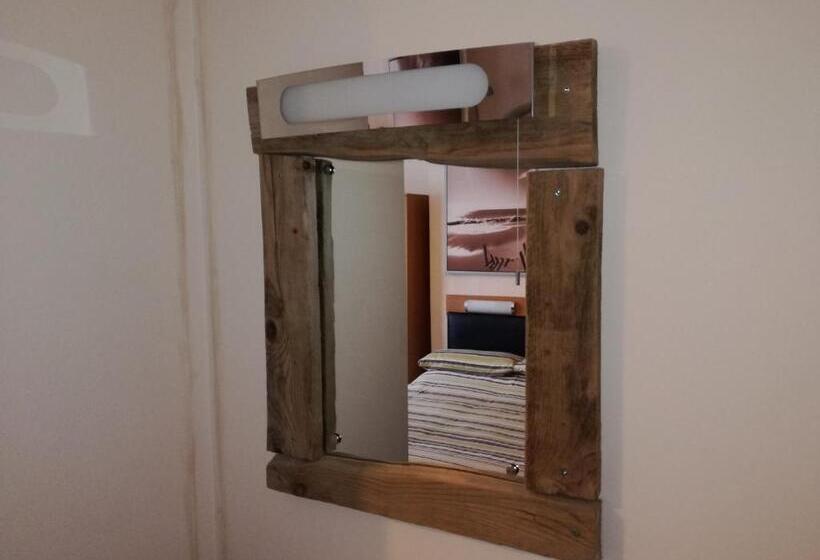 חדר משפחתי, Driftwood B&b Weymouth