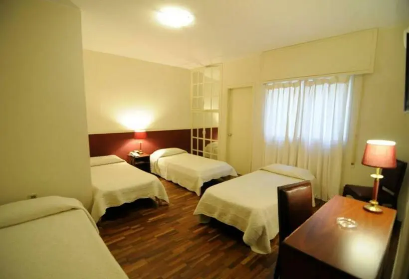 اتاق استاندارد سه نفره, Gran Hotel Uruguay