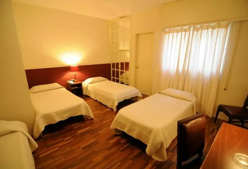 اتاق استاندارد چهار تخته, Gran Hotel Uruguay