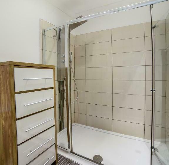 غرفة قياسية, 119