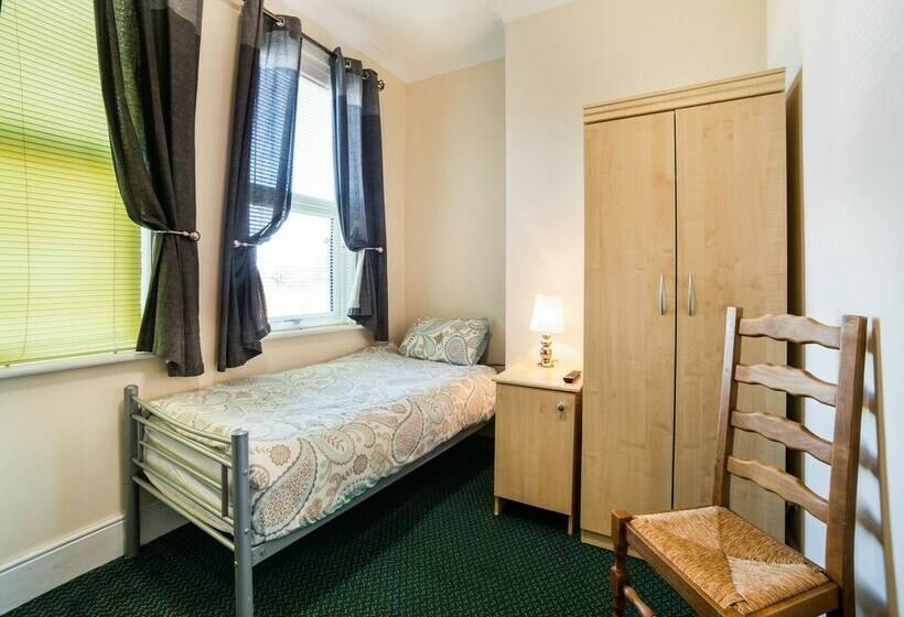 غرفة قياسية فردية, 119