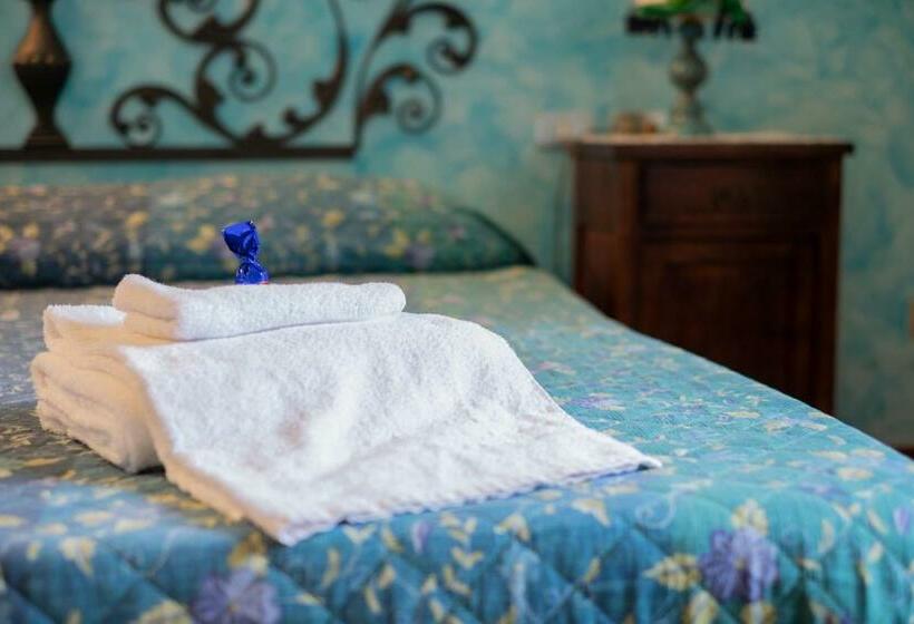 Люкс 2 Спальни, Ai Due Pini B&b
