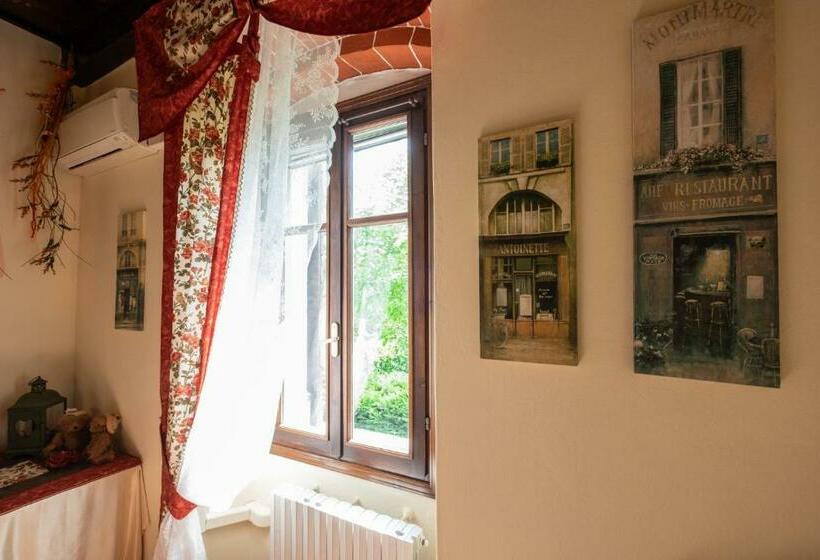 Номер Стандарт, Ai Due Pini B&b