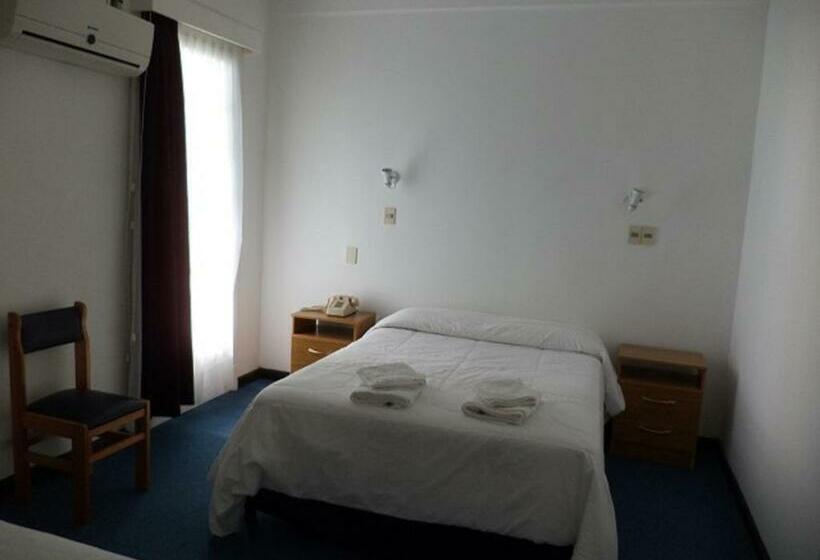 Üç Kişilik Standart Oda, Escorial