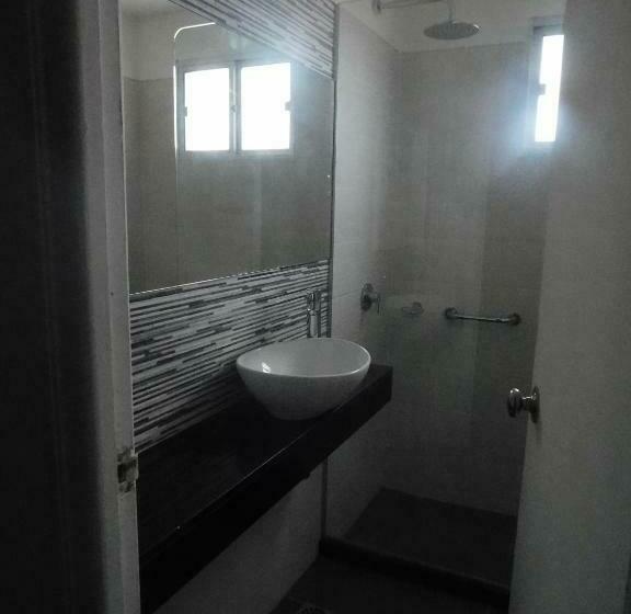 Superior Oda, Escorial