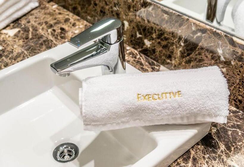 Deluxe Suite, Gran Executive