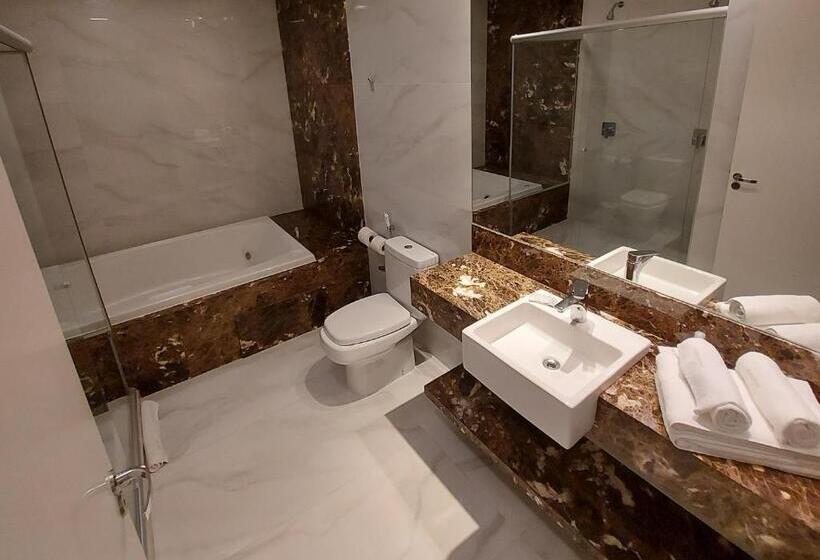 Deluxe Suite, Gran Executive