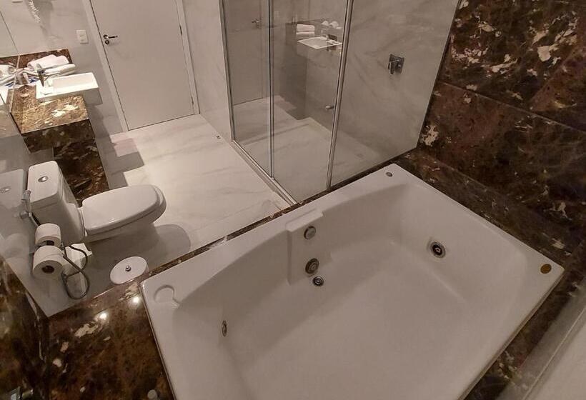 Deluxe Suite, Gran Executive