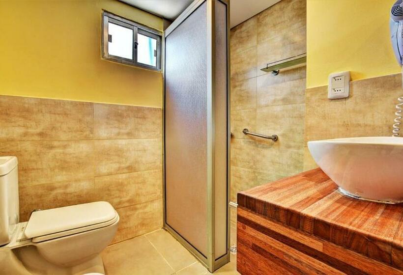 غرفة قياسية, Hostería Miramar