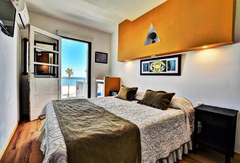 غرفة كلاسيكية مع بلكونة, Hostería Miramar