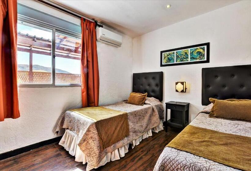 غرفة سوبيريور رباعية, Hostería Miramar