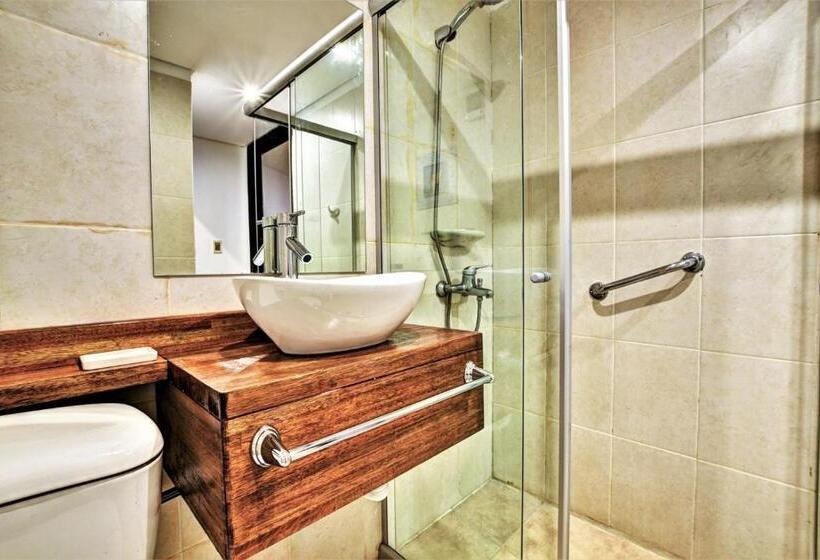 غرفة إقتصادية رباعية, Hostería Miramar