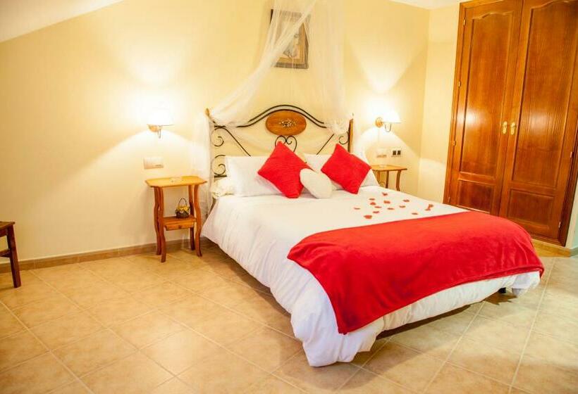 سوییت لوکس, Mayno