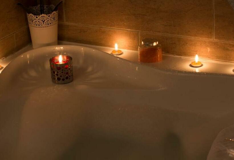 سوییت لوکس, Mayno