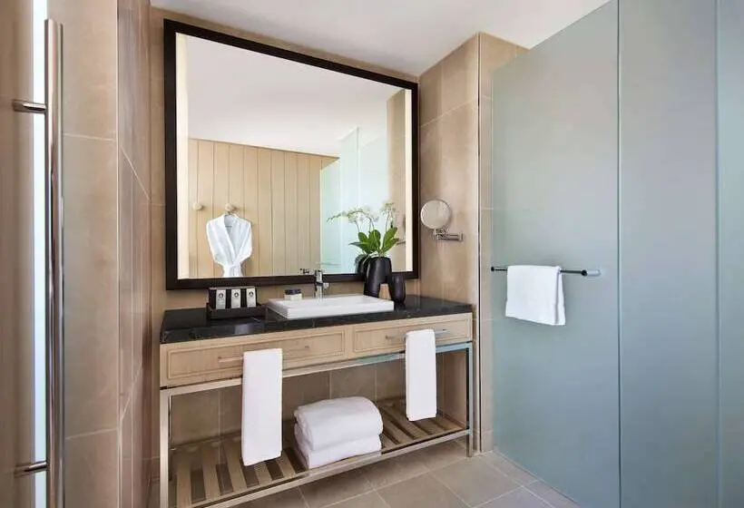 Superior-huone Näkymä, Sofitel Sydney Darling Harbour