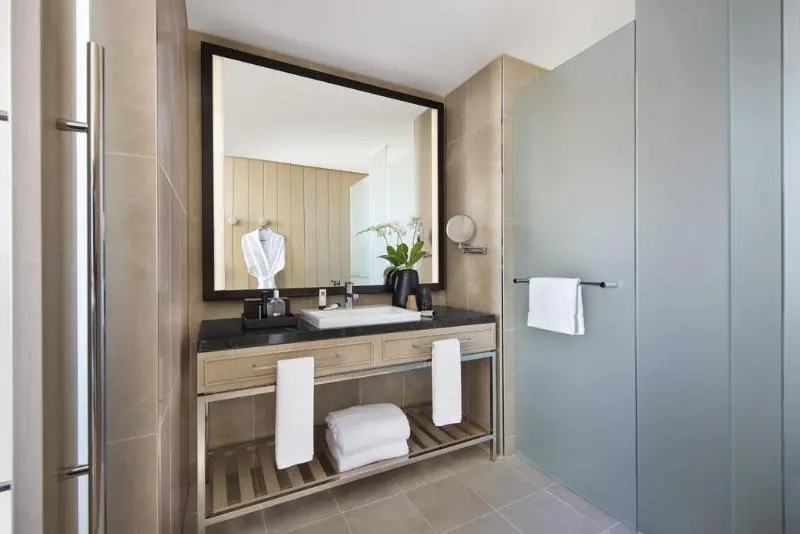 Superior-huone King-vuode, Sofitel Sydney Darling Harbour