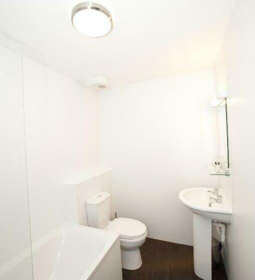 غرفة عائلية حمام مشترك, The Crown Inn