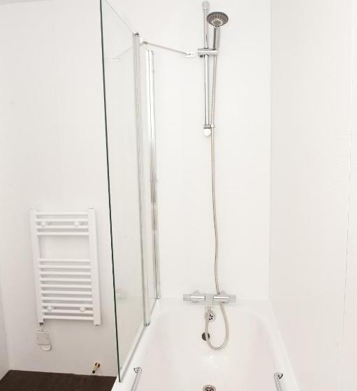 غرفة عائلية حمام مشترك, The Crown Inn