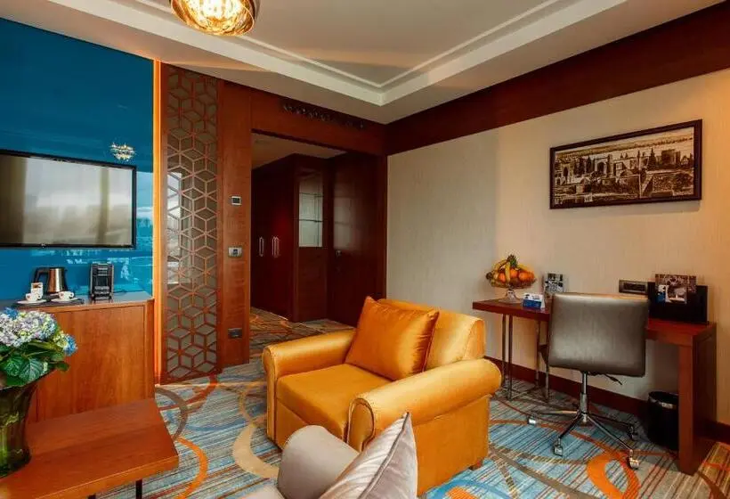سوییت جونیور, Movenpick Winter Park Baku