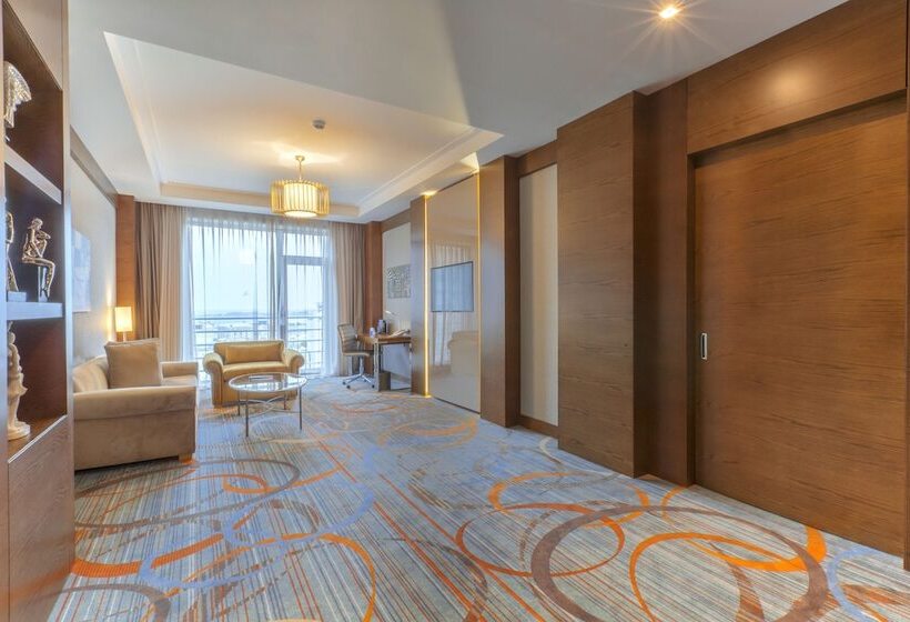 جناح إدارى, Movenpick Winter Park Baku