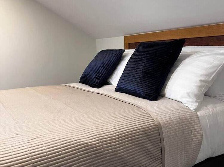 Номер Deluxe, 53 Luxury Accommodation