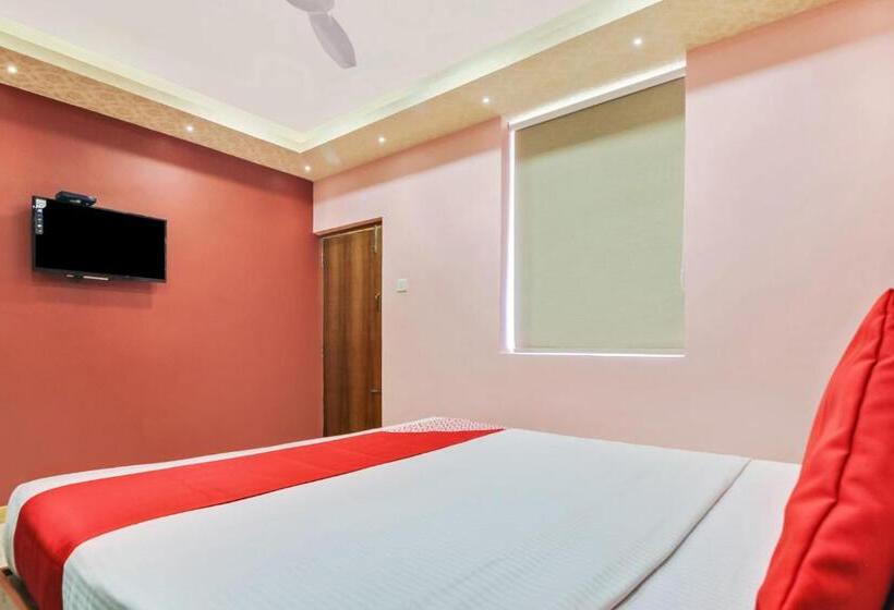 Трехместный Номер Классика, Collection O Hotel Silver Inn