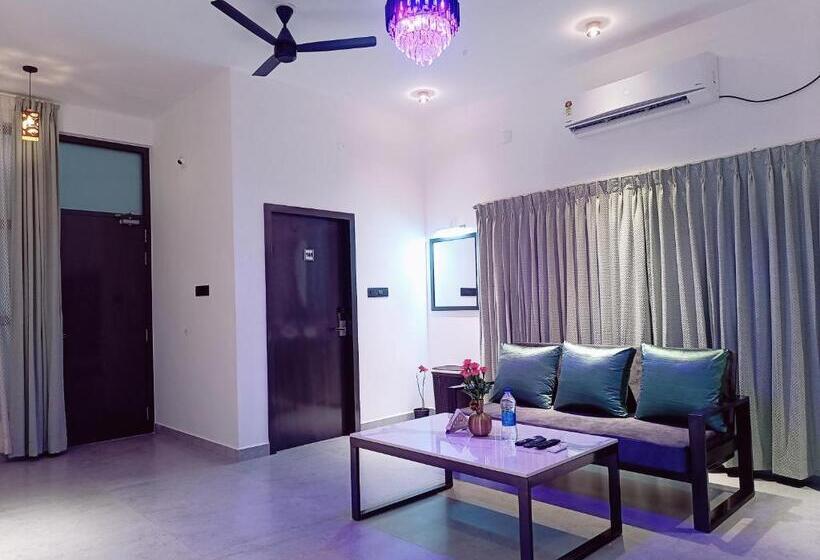 Люкс с гидромассажем, Devaki Resort